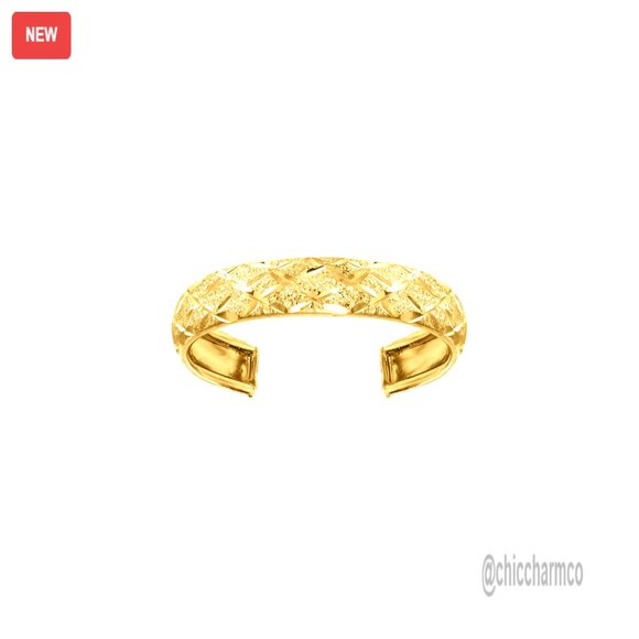 14kt Yellow Gold Adjustable Toe Ring Diamond-Cut Textured Finish